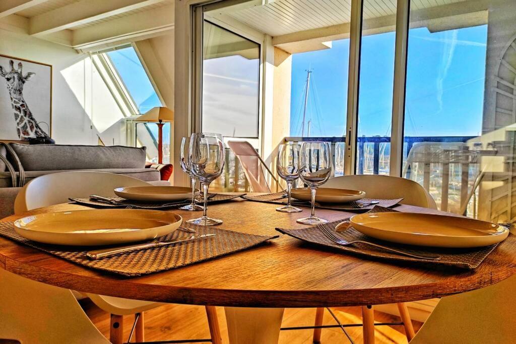 Les Balcons De La Trinite - Vue Sur Mer Et Le Port Buitenkant foto